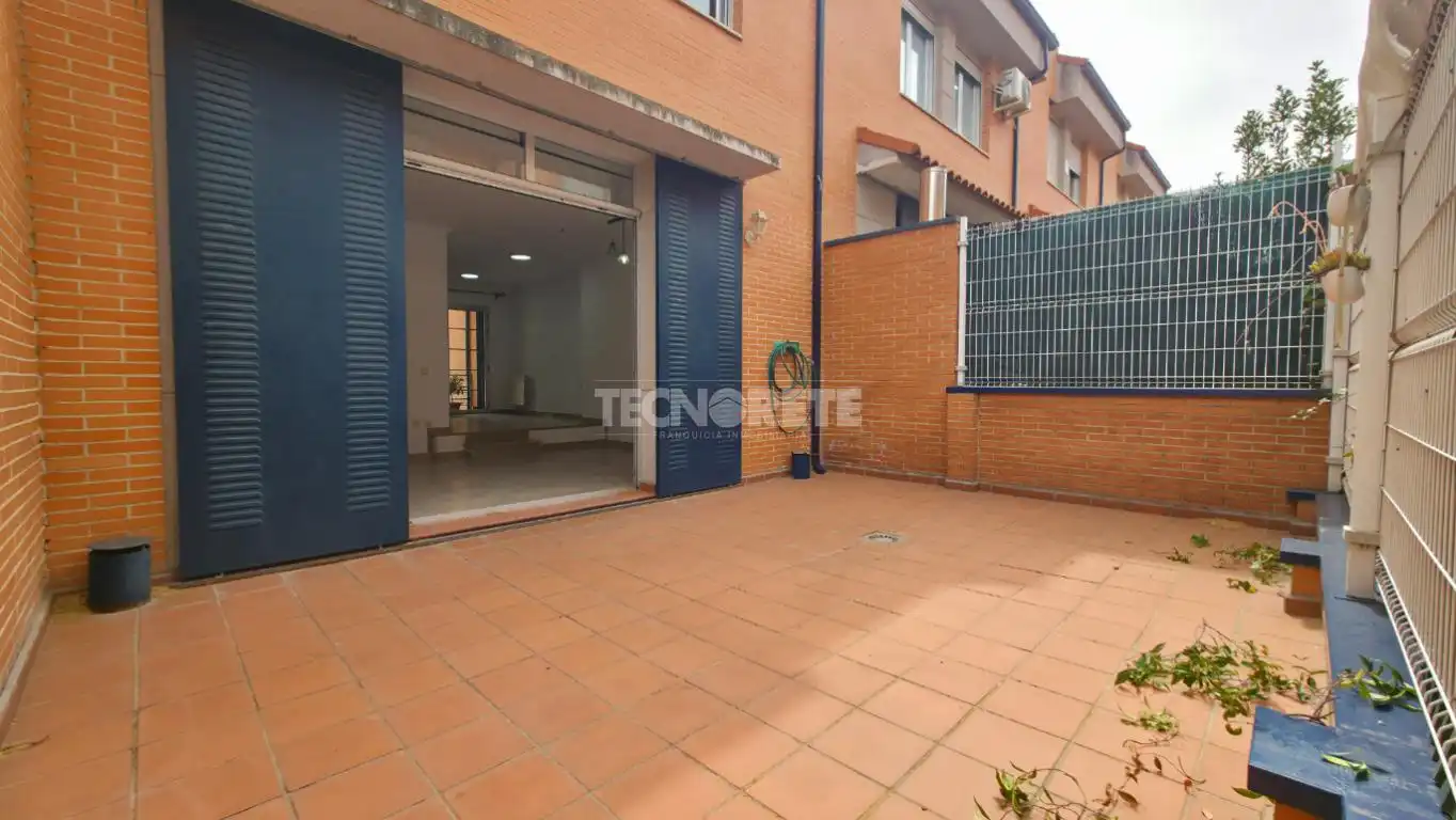 Jardín de Casa adosada en venta en Guadalajara con Jardín privado, Parquet y Terraza