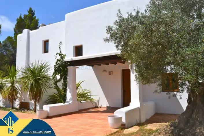 Vista exterior de Casa o chalet en venta en Santa Eulària des Riu con Terraza, Piscina y Amueblado