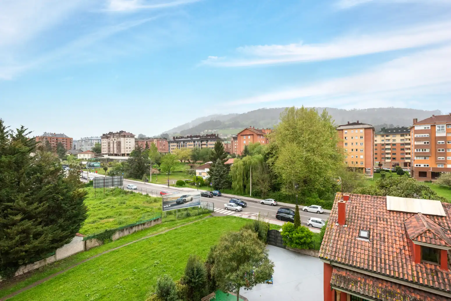 Flat for rent in Oviedo - CL EMILIO LLANEZA, 13, Corredoría - La Carisa - Prado de La Vega