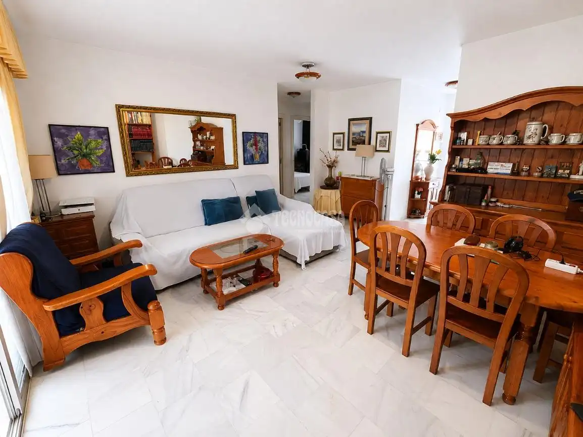Sala d'estar de Pis en venda en Marbella amb Terrassa