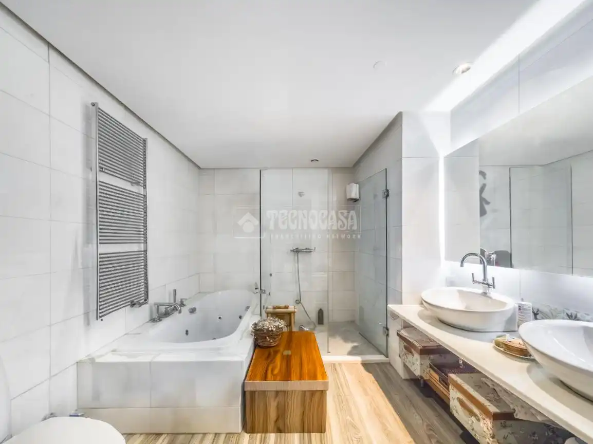 Baño de Piso en venta en Madrid con Aire acondicionado, Calefacción y Trastero