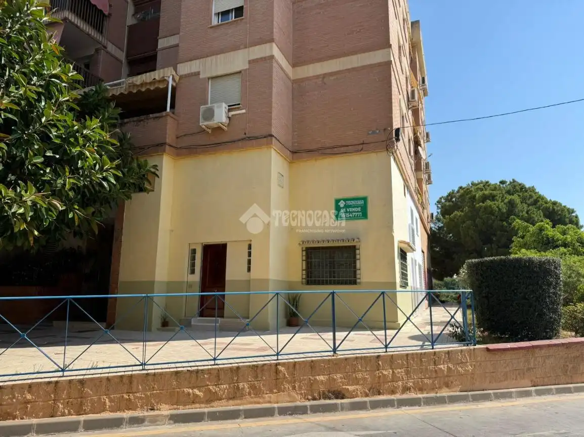 Vista exterior de Estudi en venda en Málaga