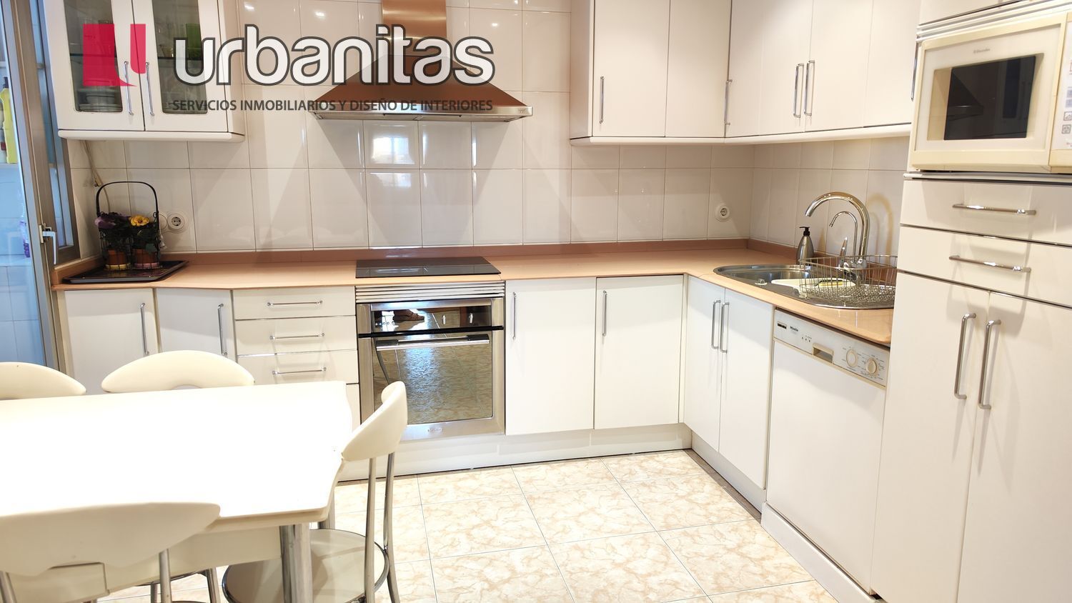 Kitchen of Flat to rent in  Murcia Capital  with Air Conditioner