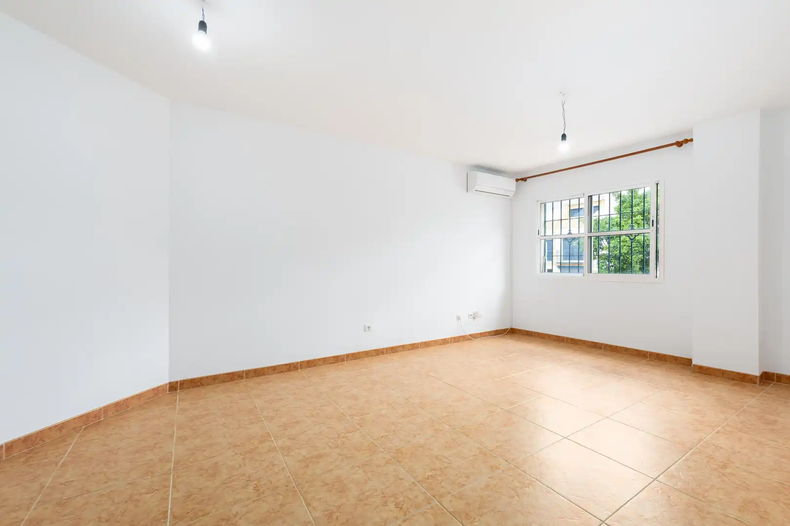 Apartament en venda a Calle Jovellanos #bajo