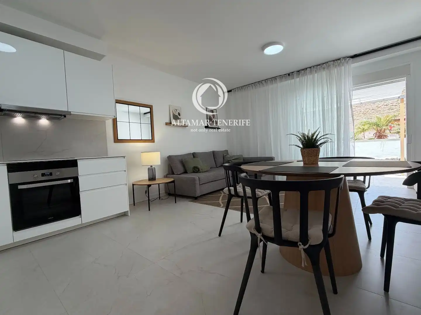 Wohnzimmer von Wohnungen zur Miete in Adeje mit Terrasse, Schwimmbad und Möbliert