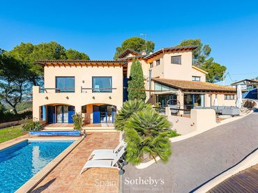Maison avec piscine à vendre à Plaça Puigpedros