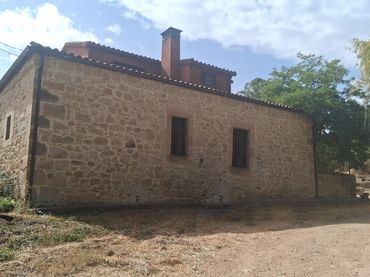 Casa amb piscina en venda a Doñinos de Salamanca