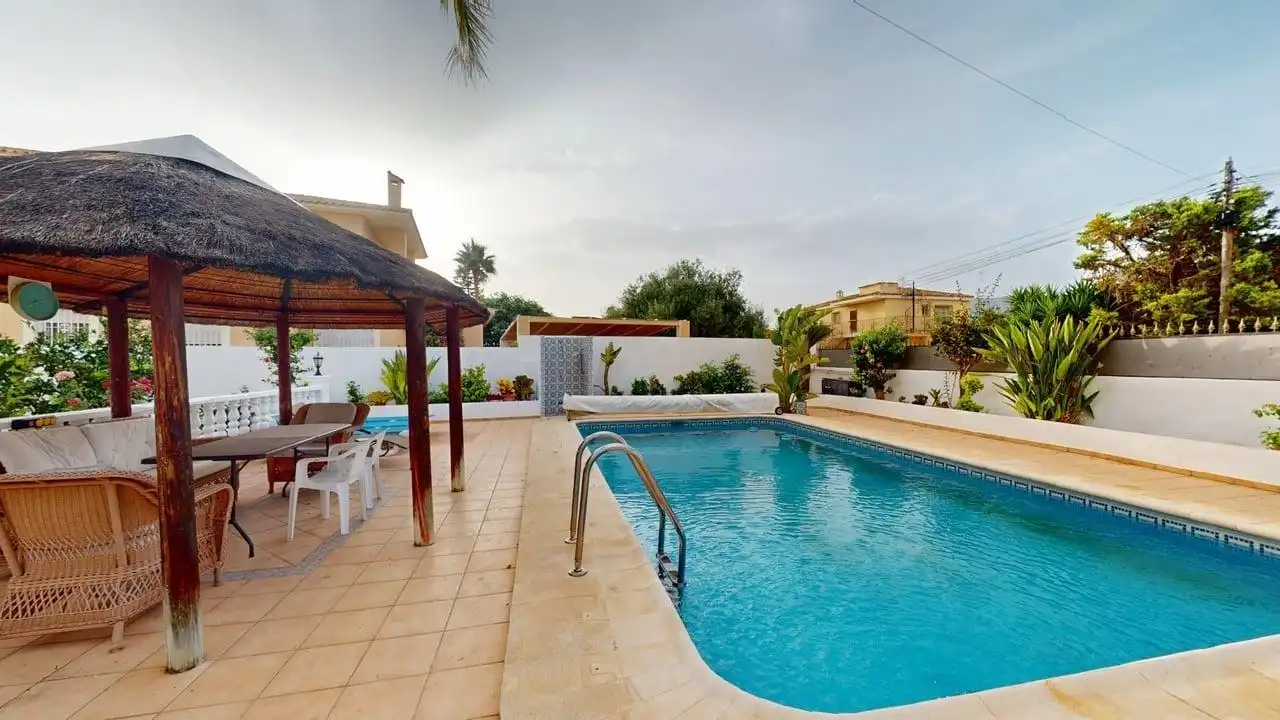Piscina de Casa o xalet en venda en L'Alfàs del Pi amb Jardí privat, Terrassa i Traster