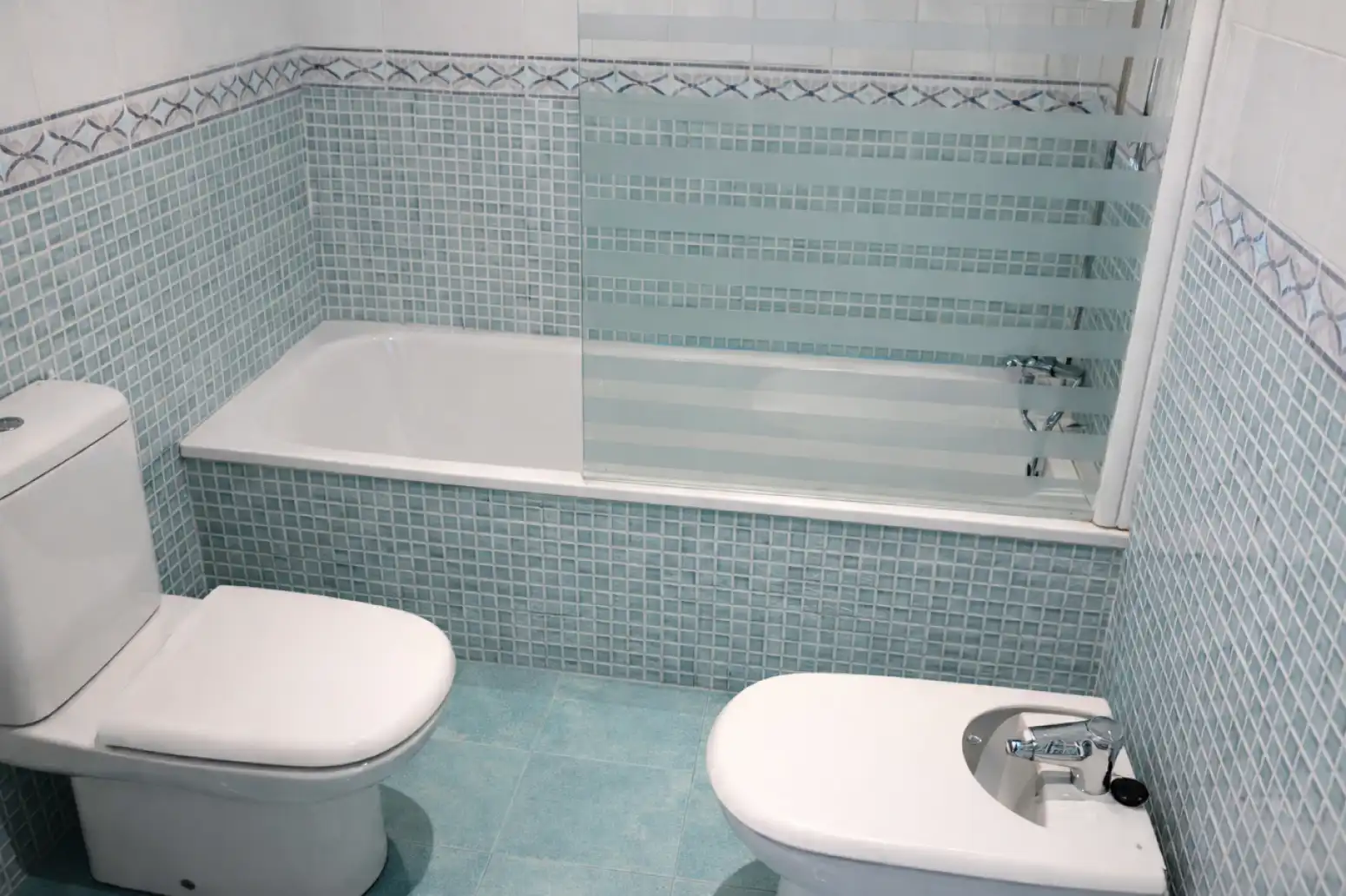 Baño de Piso en venta en Valencia con Aire acondicionado, Calefacción y Amueblado