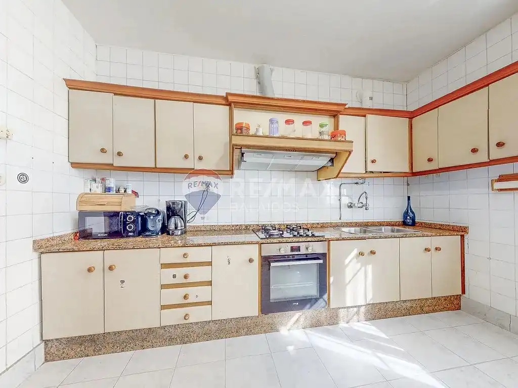 Cocina de Casa o chalet en venta en Cangas  con Calefacción, Jardín privado y Parquet