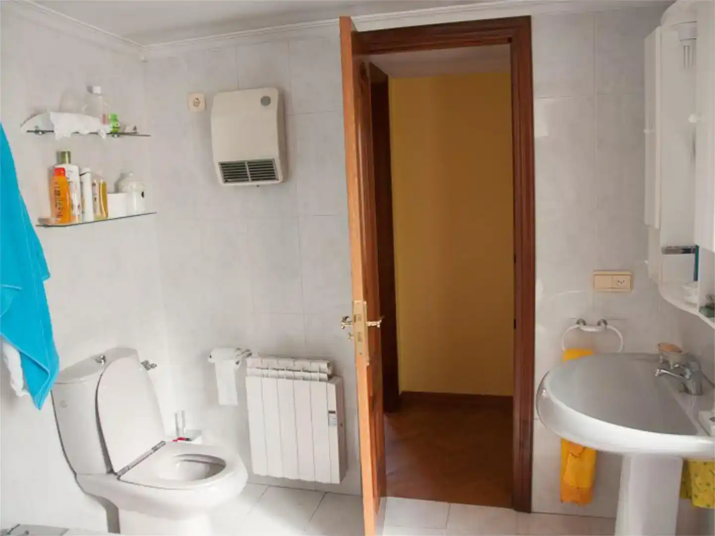 Bany de Pis de lloguer en Viveiro amb Parquet i Moblat