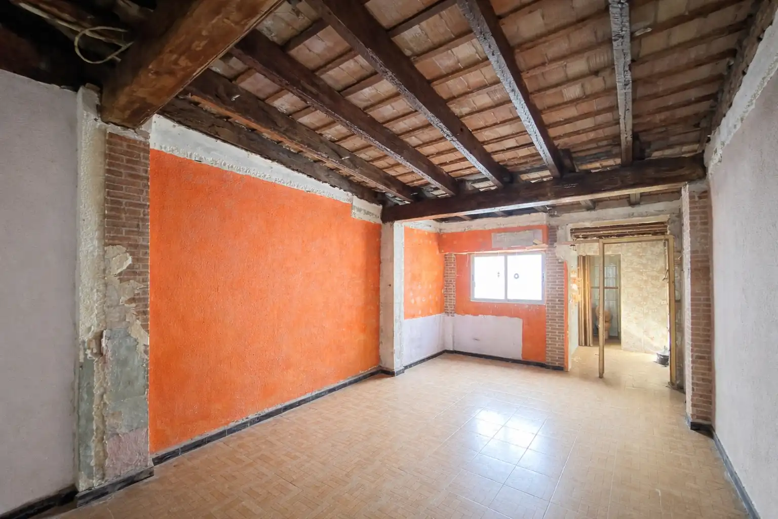Flat for sale in Valencia  with Balcony