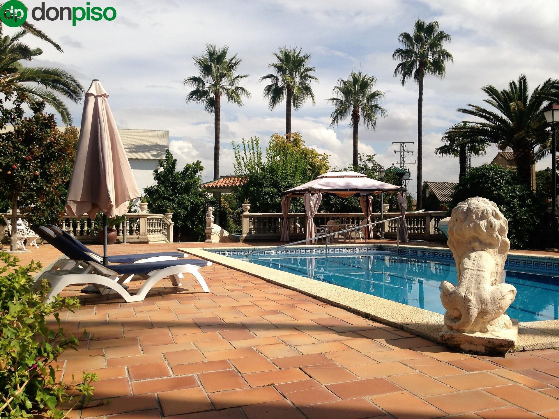 Swimming pool of Country house for sale in Cúllar Vega  with Air Conditioner, Heating and Private garden