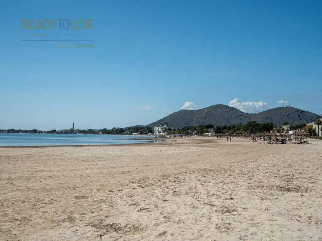 Vista exterior de Dúplex en venta en Alcúdia con Aire acondicionado, Terraza y Amueblado