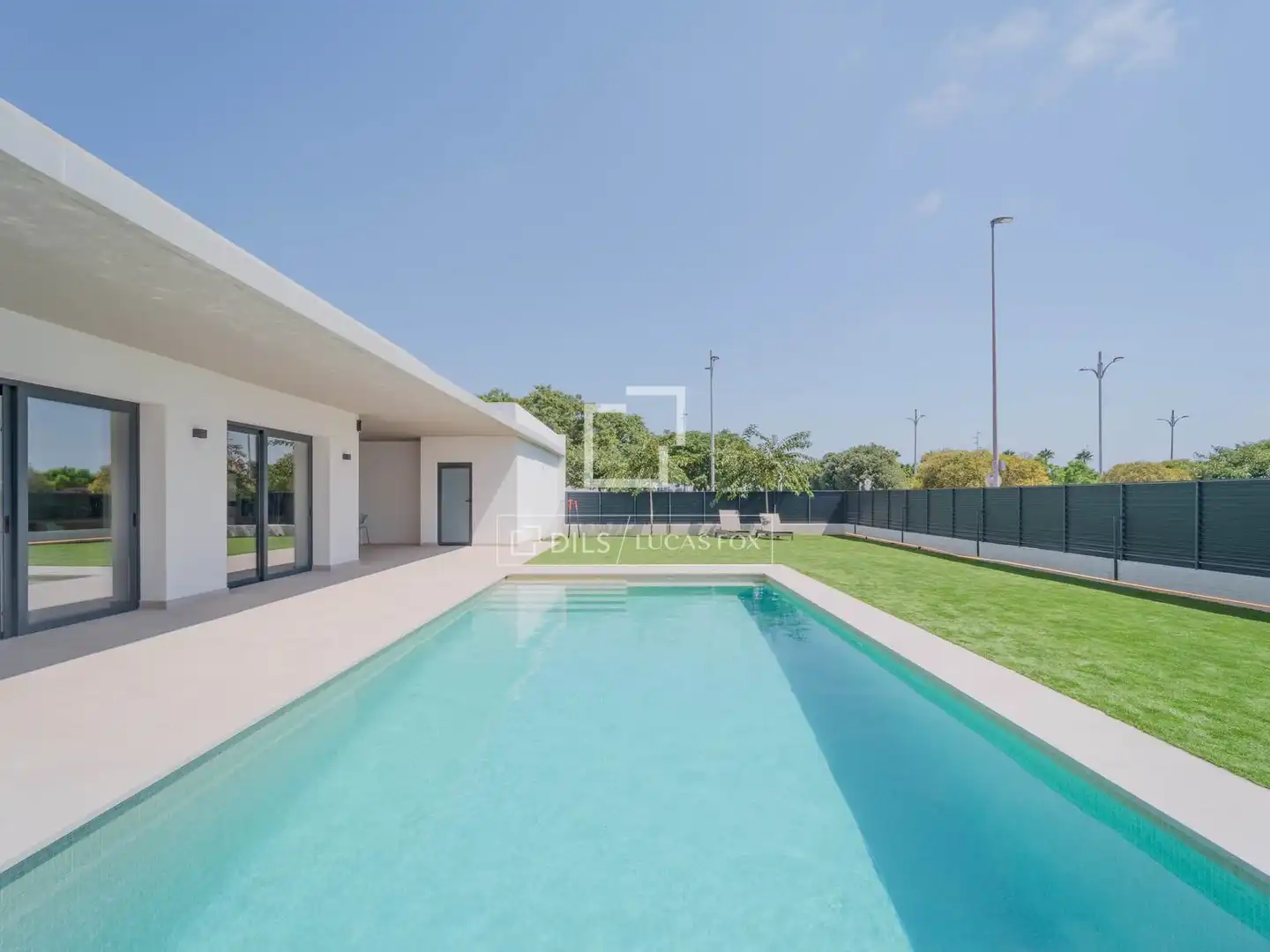 Vista exterior de Casa o xalet en venda en Burriana / Borriana amb Aire condicionat, Jardí privat i Traster