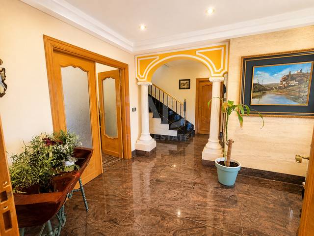 Casa-chalet en Venta en Santovenia de Pisuerga
