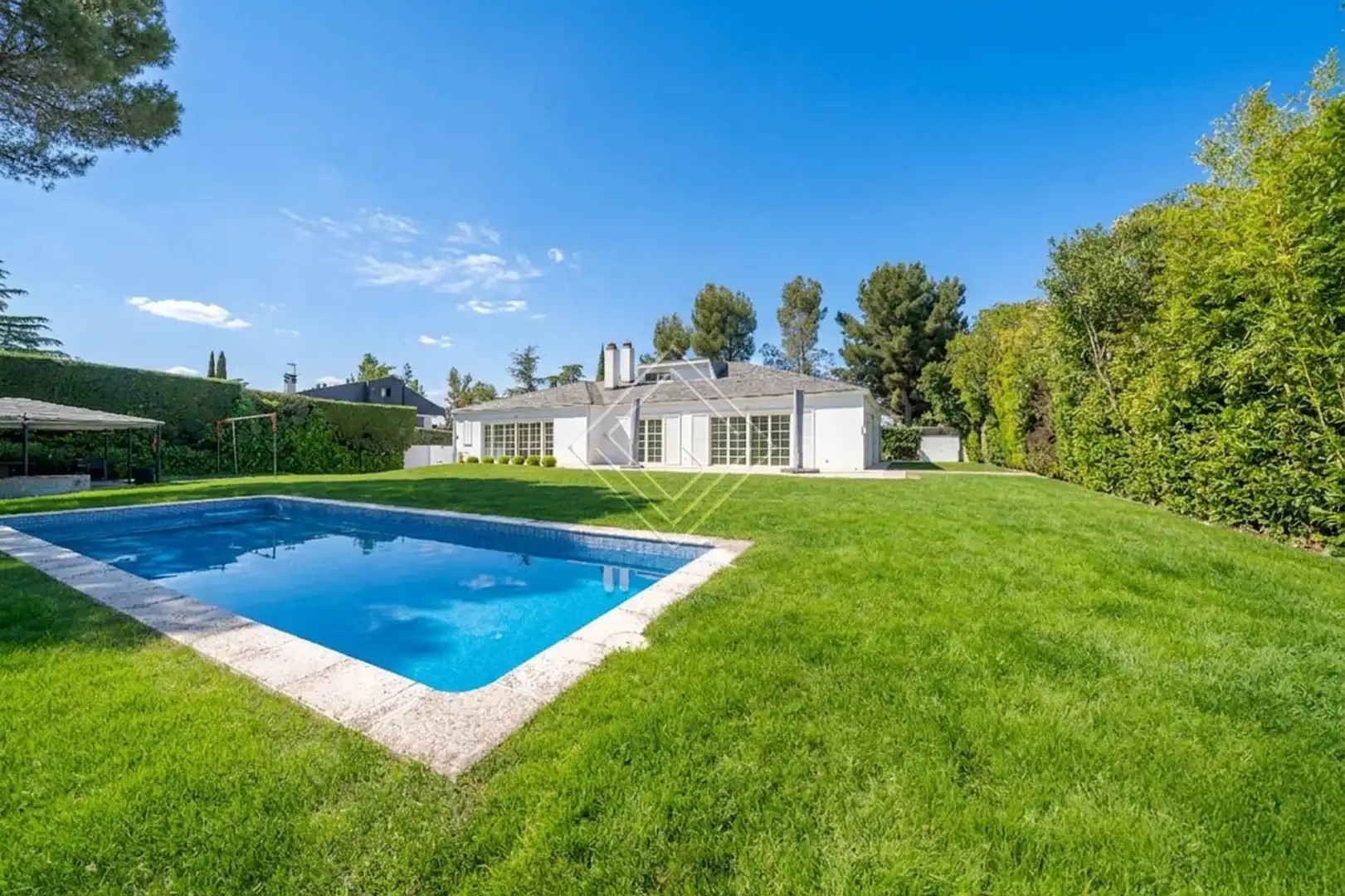 Villa avec piscine à vendre à Urbanización La Moraleja, imagen 2