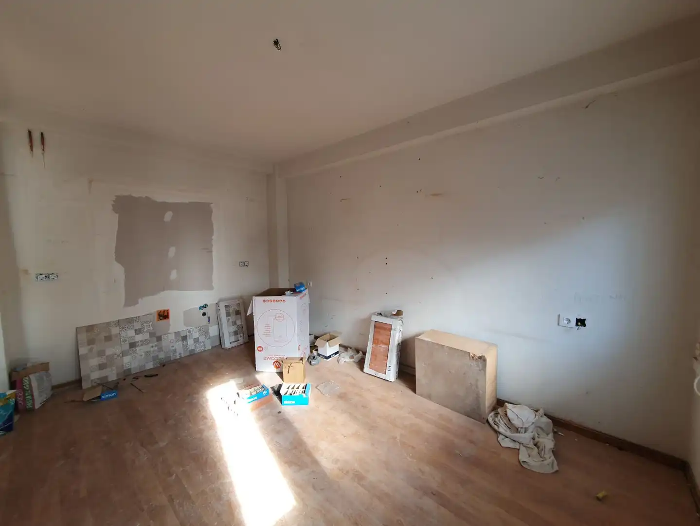 Wohnung zum Verkauf in Salas mit Heizung, Terrasse und Balkon