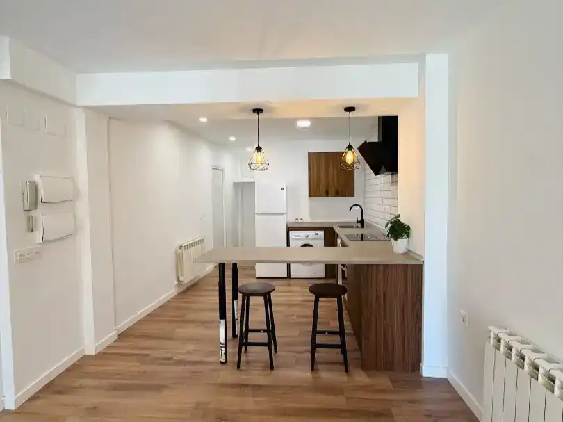 Küche von Wohnung zur Miete in Zaragoza mit Parkett, Möbliert und Balkon
