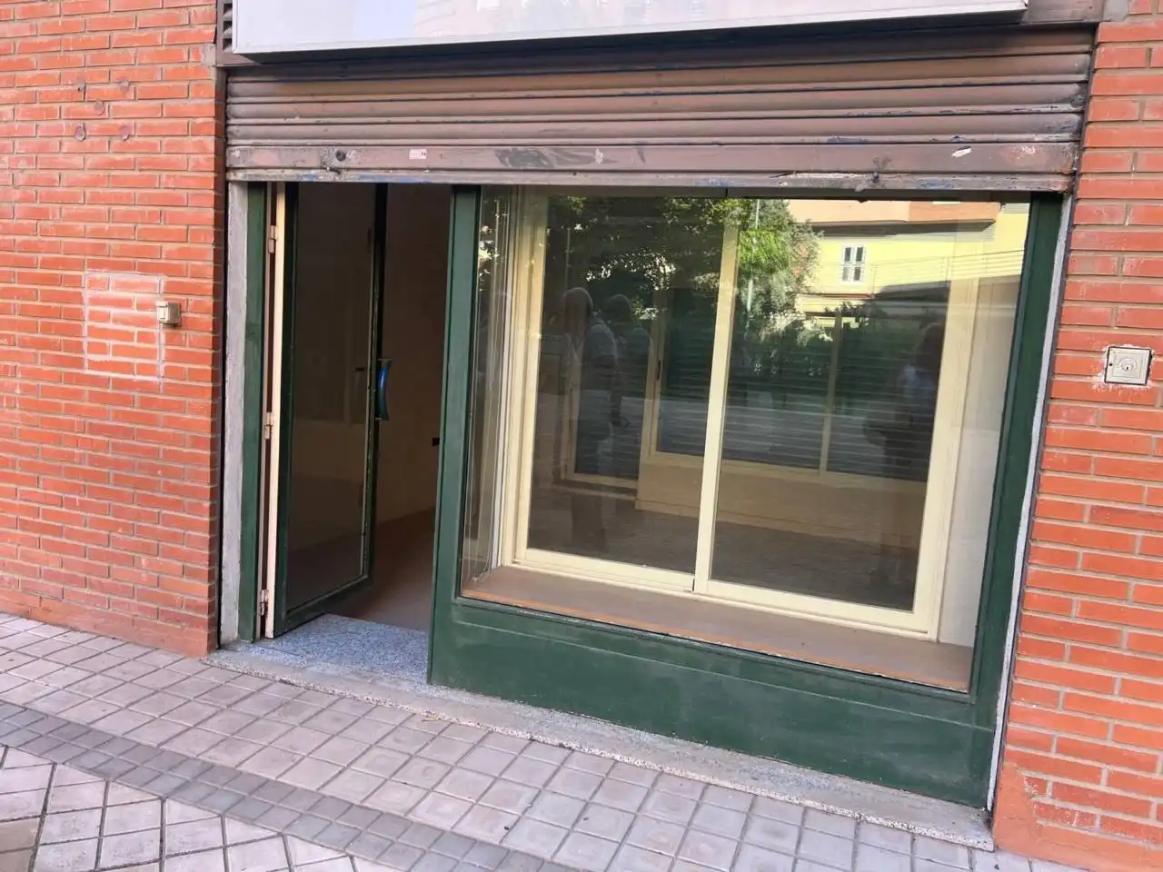 Gewerbefläche zur Miete in Ronda Buenavista 27