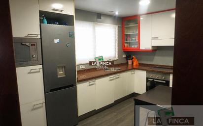 Kitchen of Flat for sale in Oviedo 