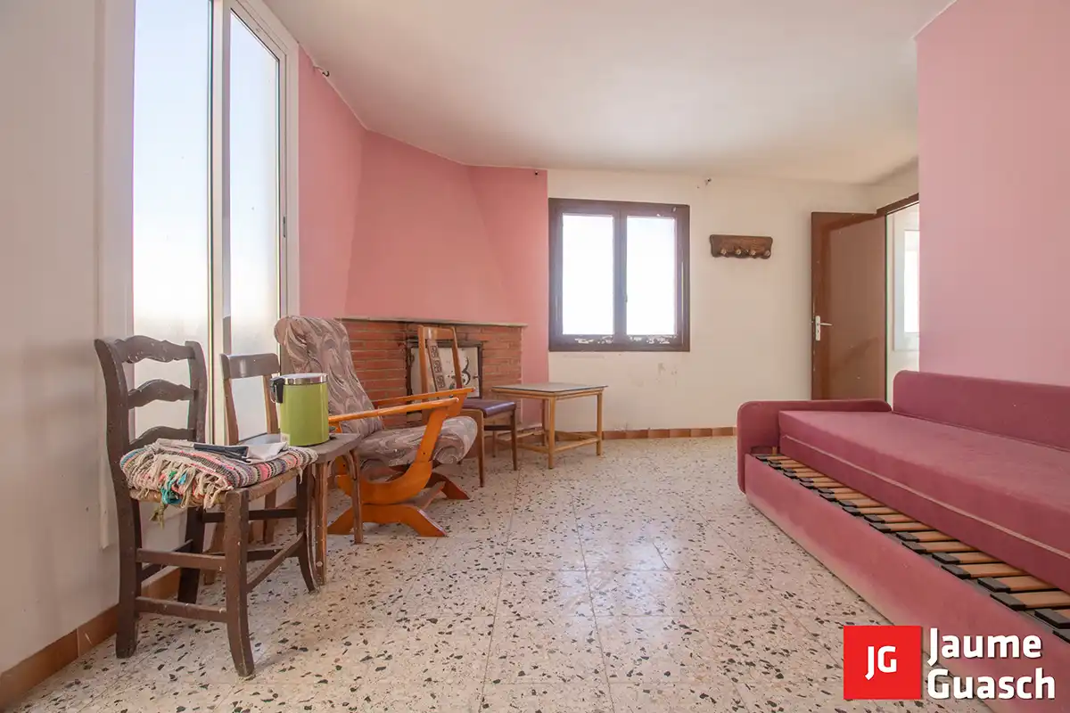 Sala de estar de Casa o chalet en venta en La Nou de Gaià con Terraza, Trastero y Balcón