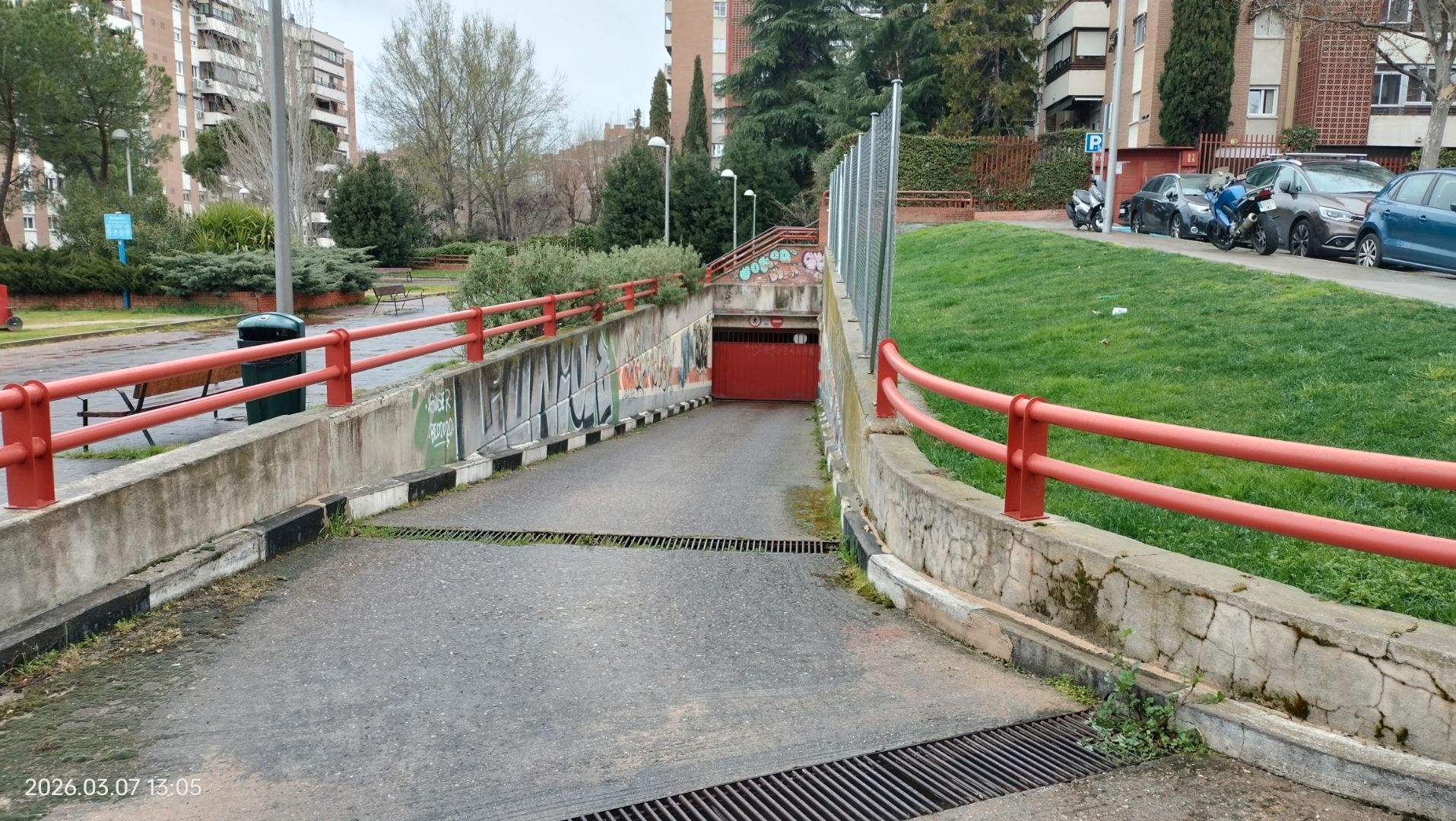 Exterior view of Garage for rent in  Madrid Capital