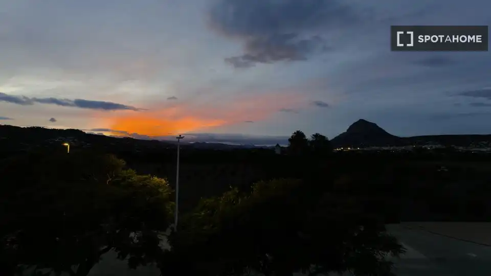 Habitació a Montañar - El Arenal