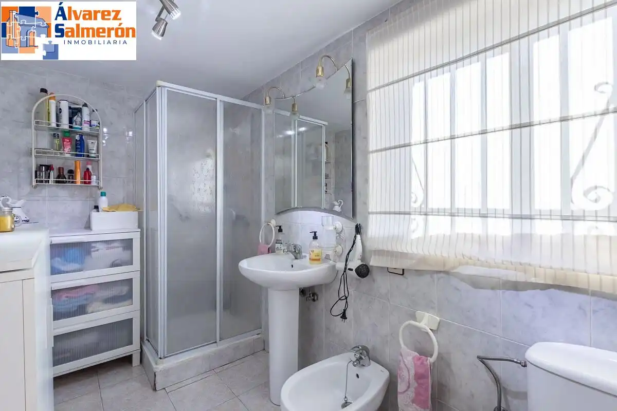 Detached house with pool for sale in Calle de la Encina, imagen 31