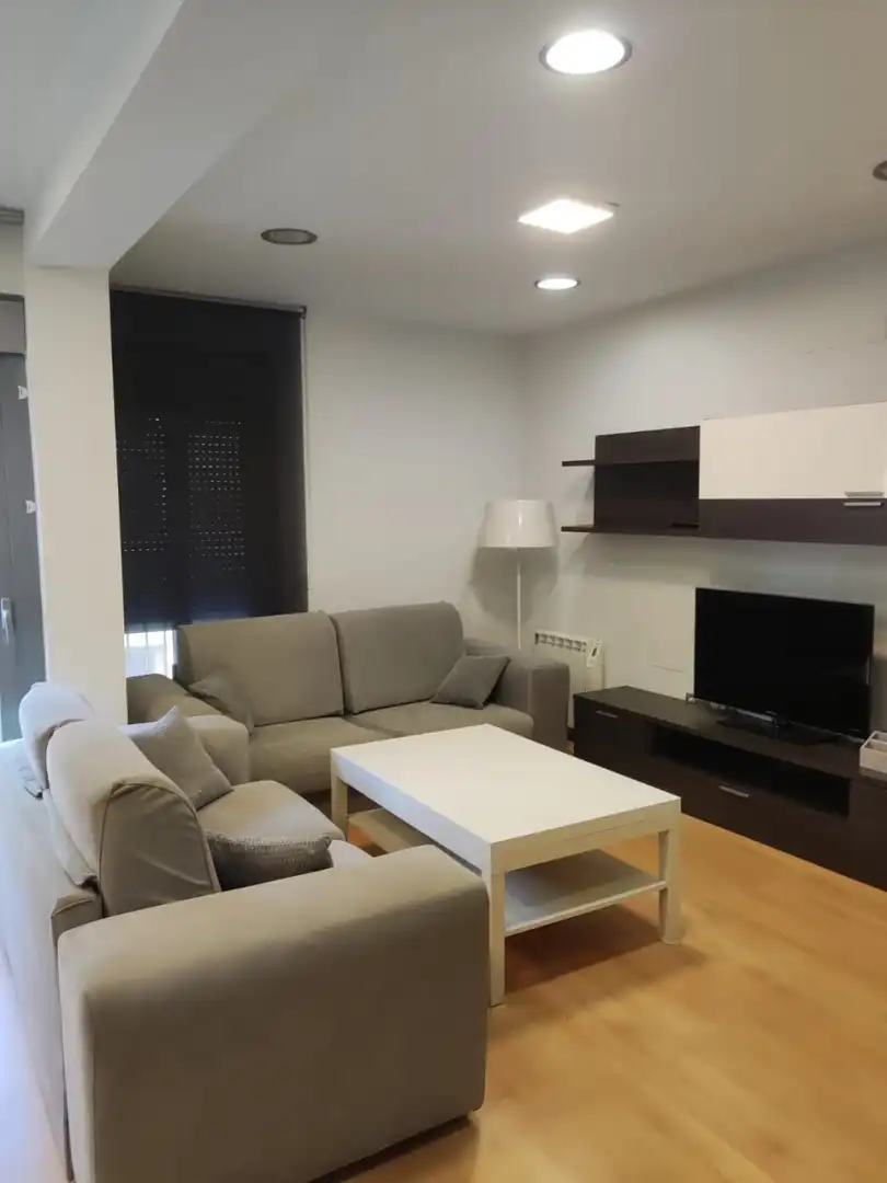 Flat for rent in Ciudad Jardín - Zoco