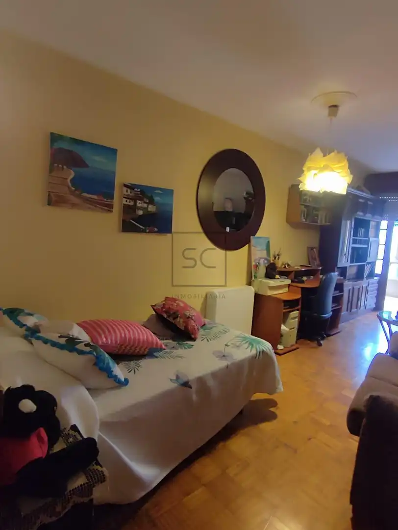 Habitación de Piso en venta en Ferrol con Calefacción, Parquet y Terraza