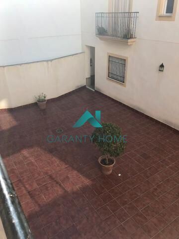Exterior view of Planta baja for sale in Aguilar de la Frontera  with Air Conditioner and Storage room