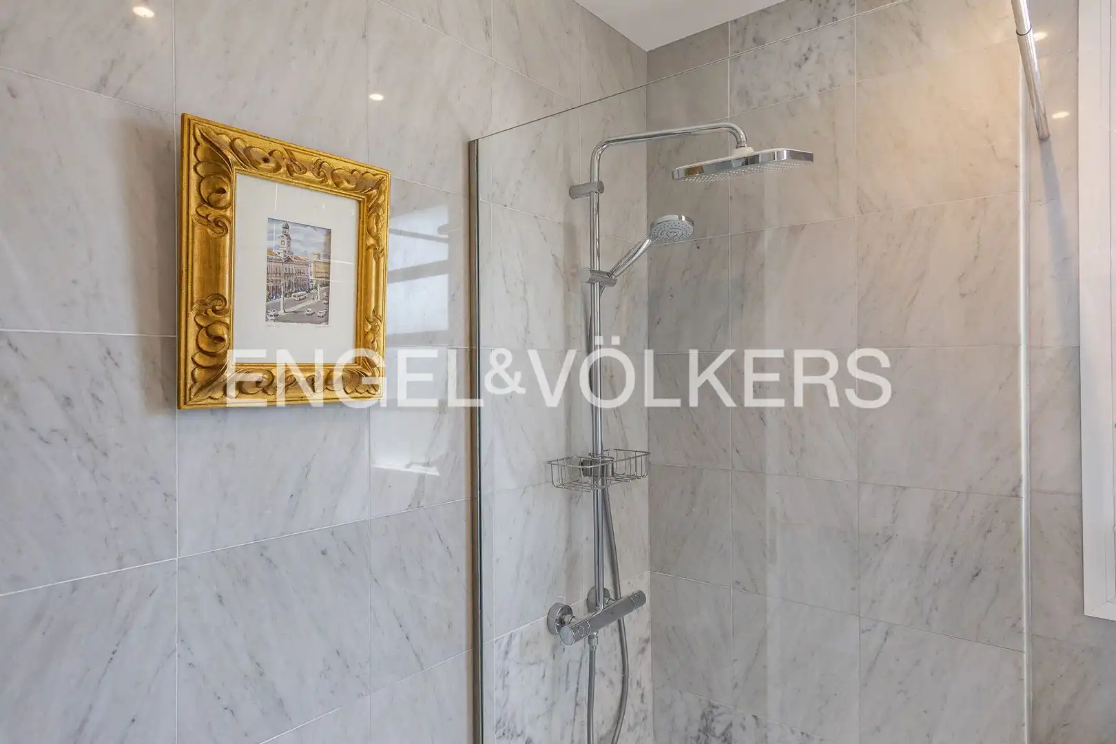 Bathroom of Attic for sale in Sant Cugat del Vallès  with Heating, Parquet flooring and Swimming Pool