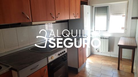 Foto 2 de Piso de alquiler en Pedro I de Aragón, La Almozara, Zaragoza Capital