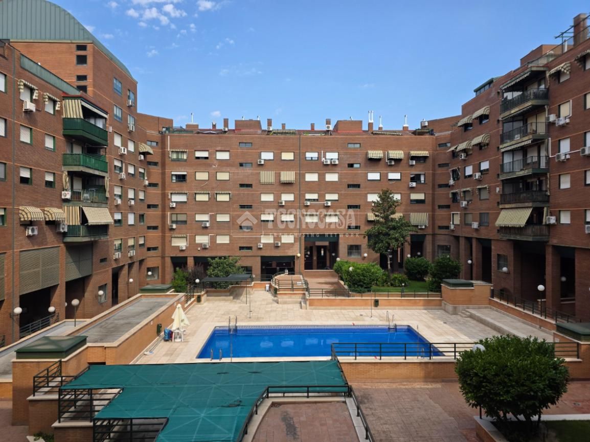 Vista exterior de Piso de alquiler en Alcorcón con Aire acondicionado, Calefacción y Parquet