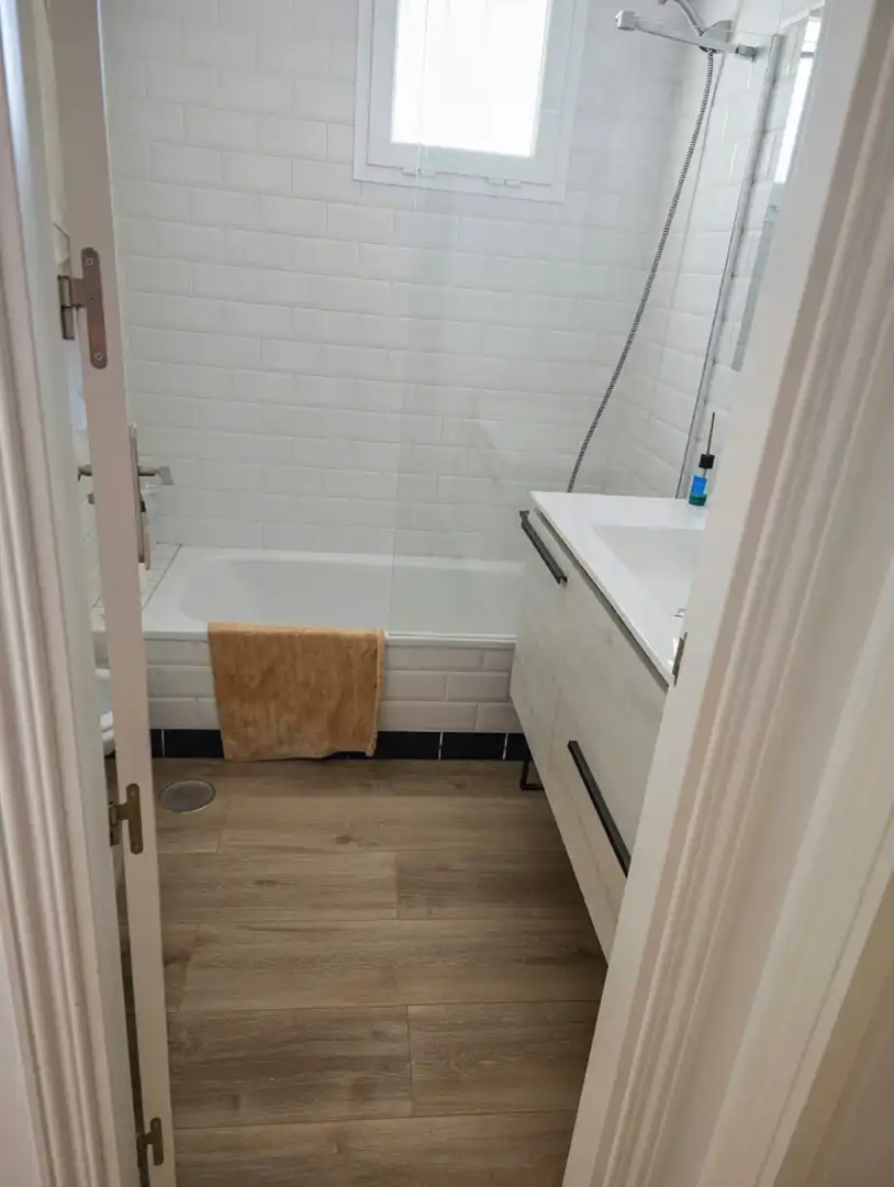 Baño de Planta baja en venta en Manilva con Aire acondicionado, Terraza y Piscina