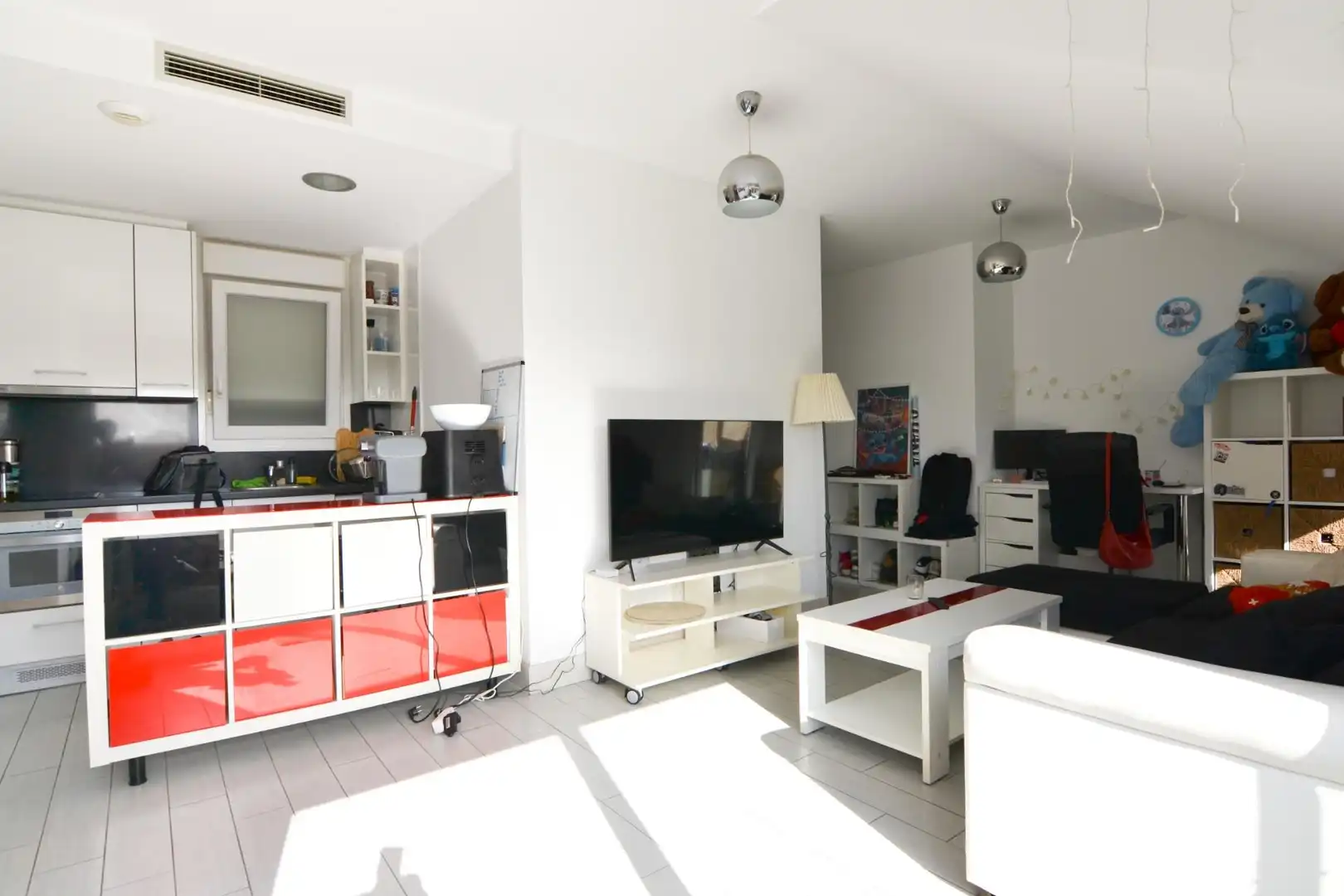 Sala d'estar de Àtic de lloguer en Brunete amb Terrassa i Balcó