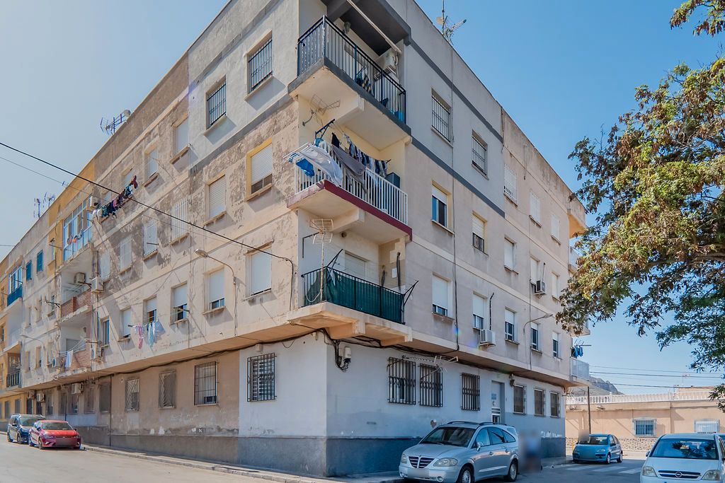 Piso en venta en Pz de la Amistad , Santa Lucía