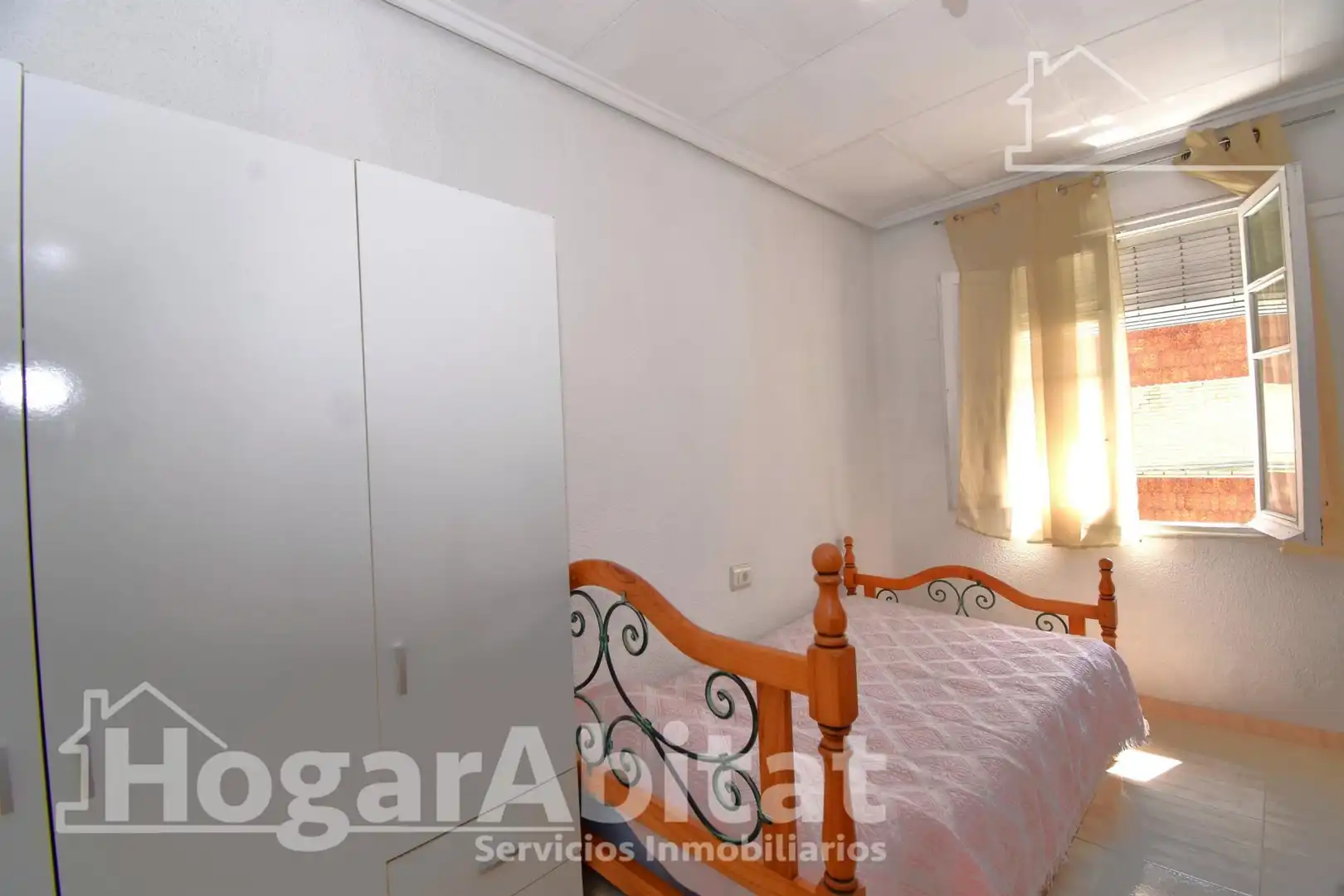 Habitación de Piso en venta en Sagunto / Sagunt con Aire acondicionado, Calefacción y Amueblado
