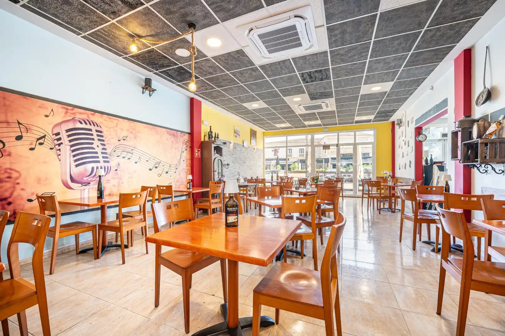 Commercial properties for rent in Campos  with Air Conditioner and Furnished