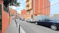 Exterior view of Flat for sale in Santa Coloma de Gramenet