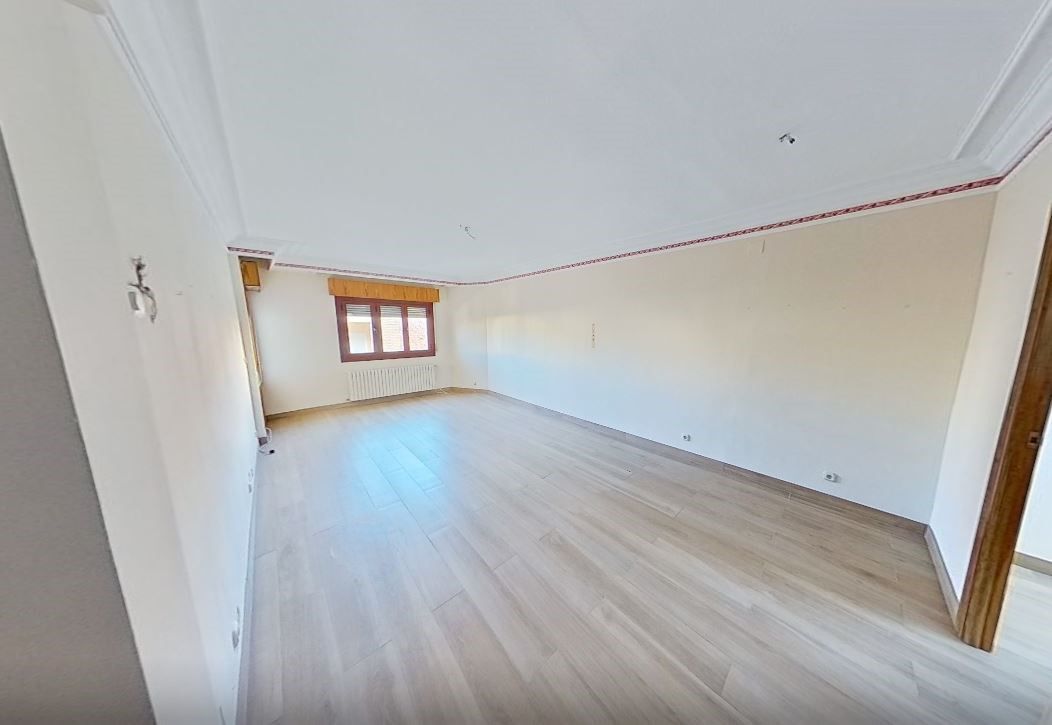 Bedroom of Flat for sale in La Roda  with Air Conditioner, Heating and Storage room