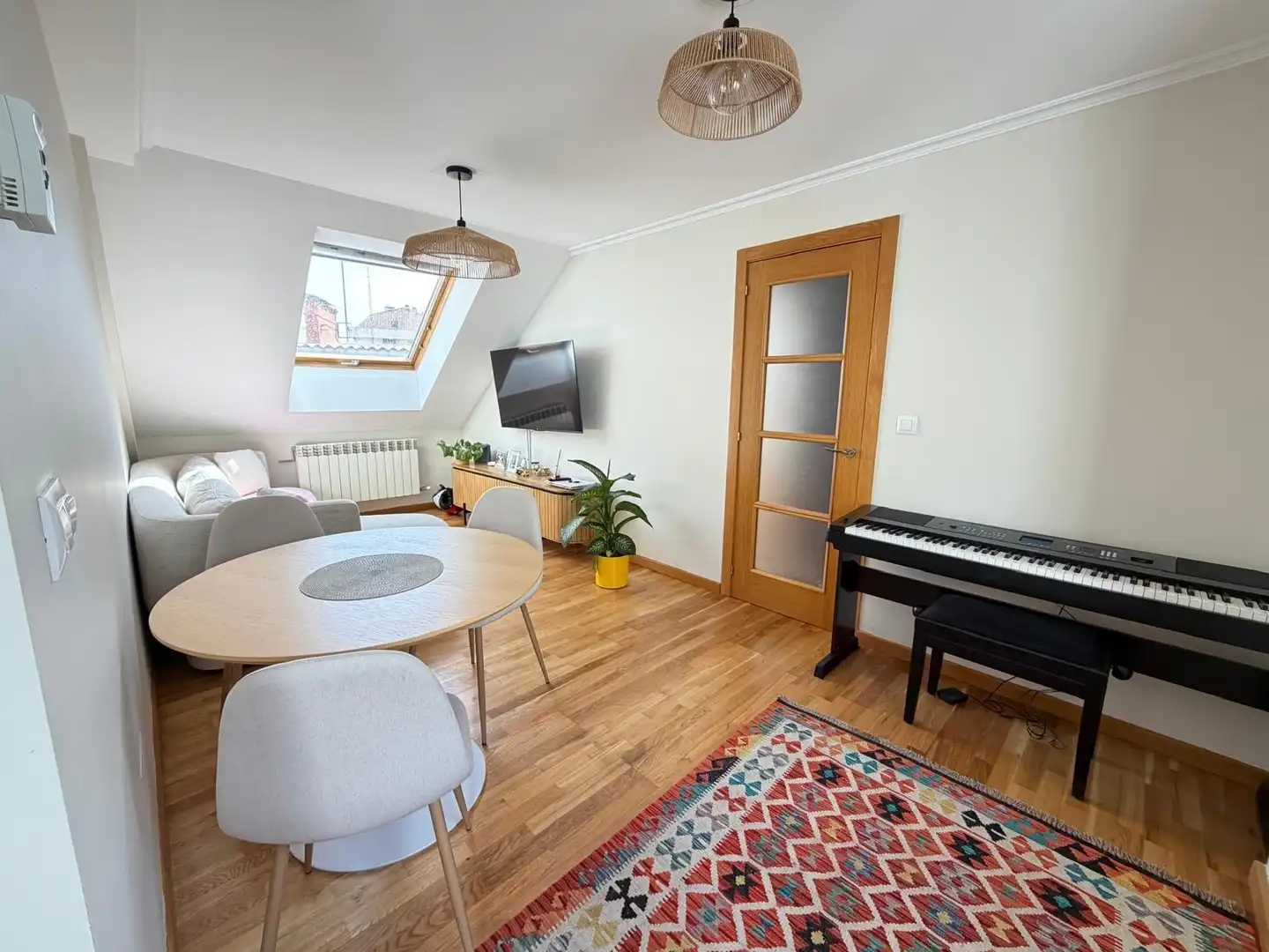 Sala de estar de Ático en venta en Vigo  con Calefacción, Parquet y Terraza