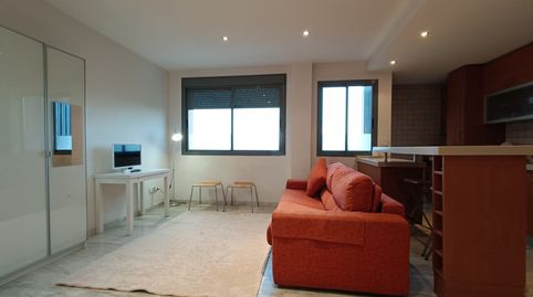 Foto 2 de Apartament de lloguer a Calle Avicena, Doctor Barraquer - G. Renfe - Policlínico, Sevilla Capital