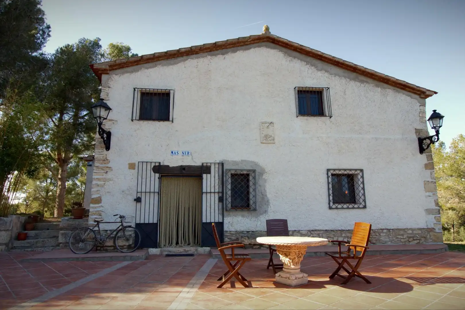 Vista exterior de Finca rústica en venda en El Catllar  amb Calefacció, Jardí privat i Piscina