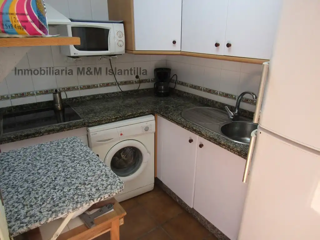 Cocina de Casa adosada en venta en Islantilla con Terraza, Trastero y Amueblado