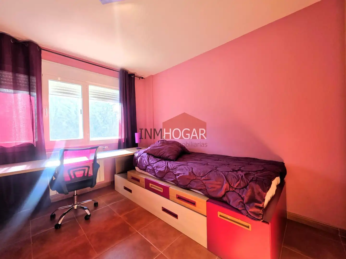 Habitación de Casa adosada en venta en Hervencias Altas - El Pinar