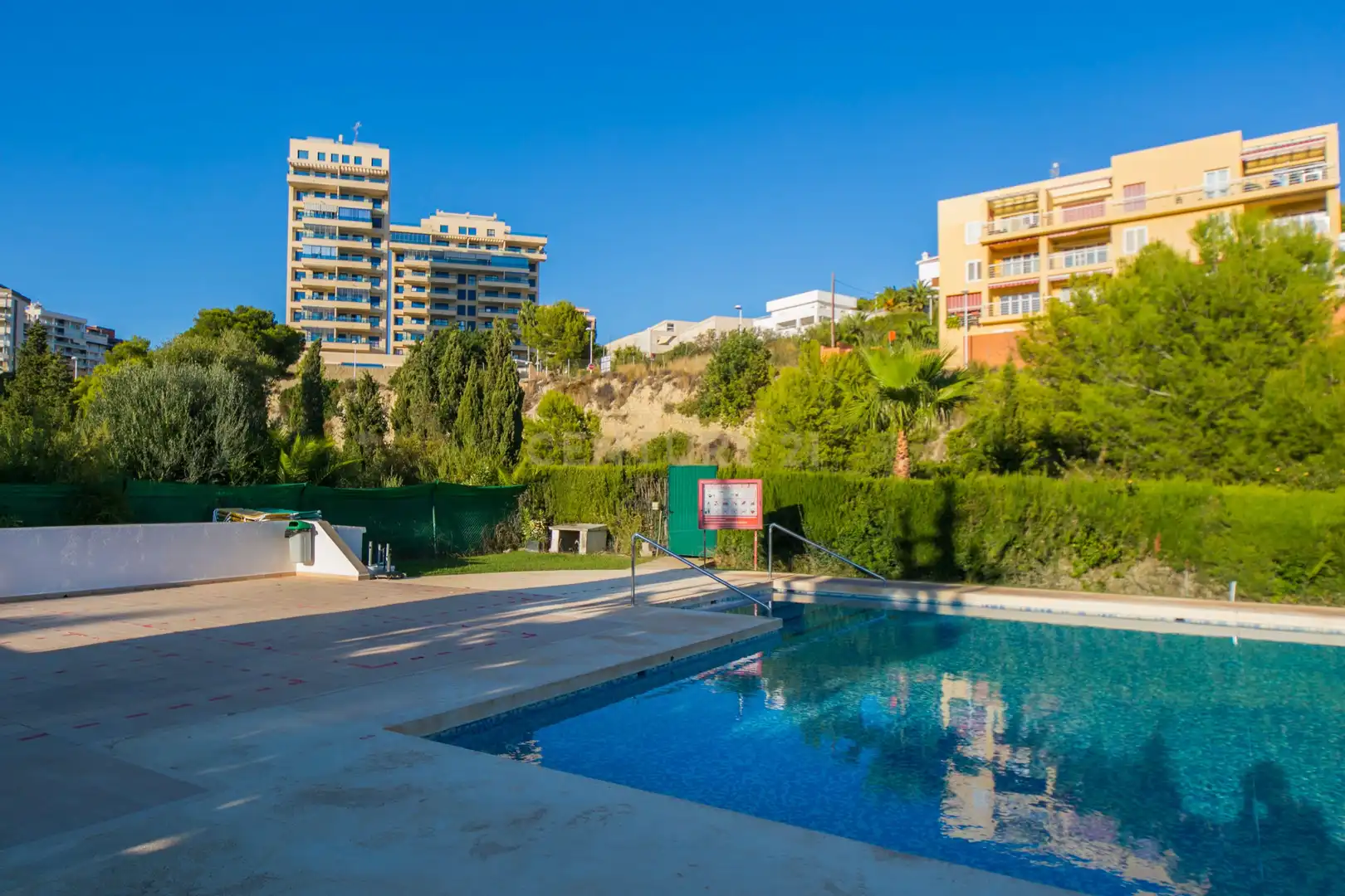 Swimming pool of Apartments for rent in Calpe / Calp  with Air Conditioner, Oven and Washing machine