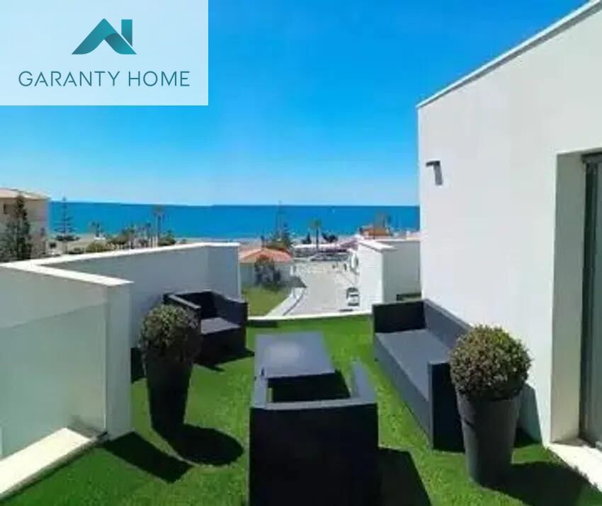 Vista exterior de Casa o xalet de lloguer en Vélez-Málaga amb Aire condicionat, Calefacció i Terrassa