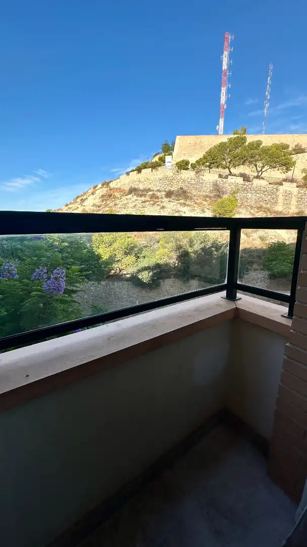 Flat with terrace for sale in Calle Ronda del Castillo, imagen 7